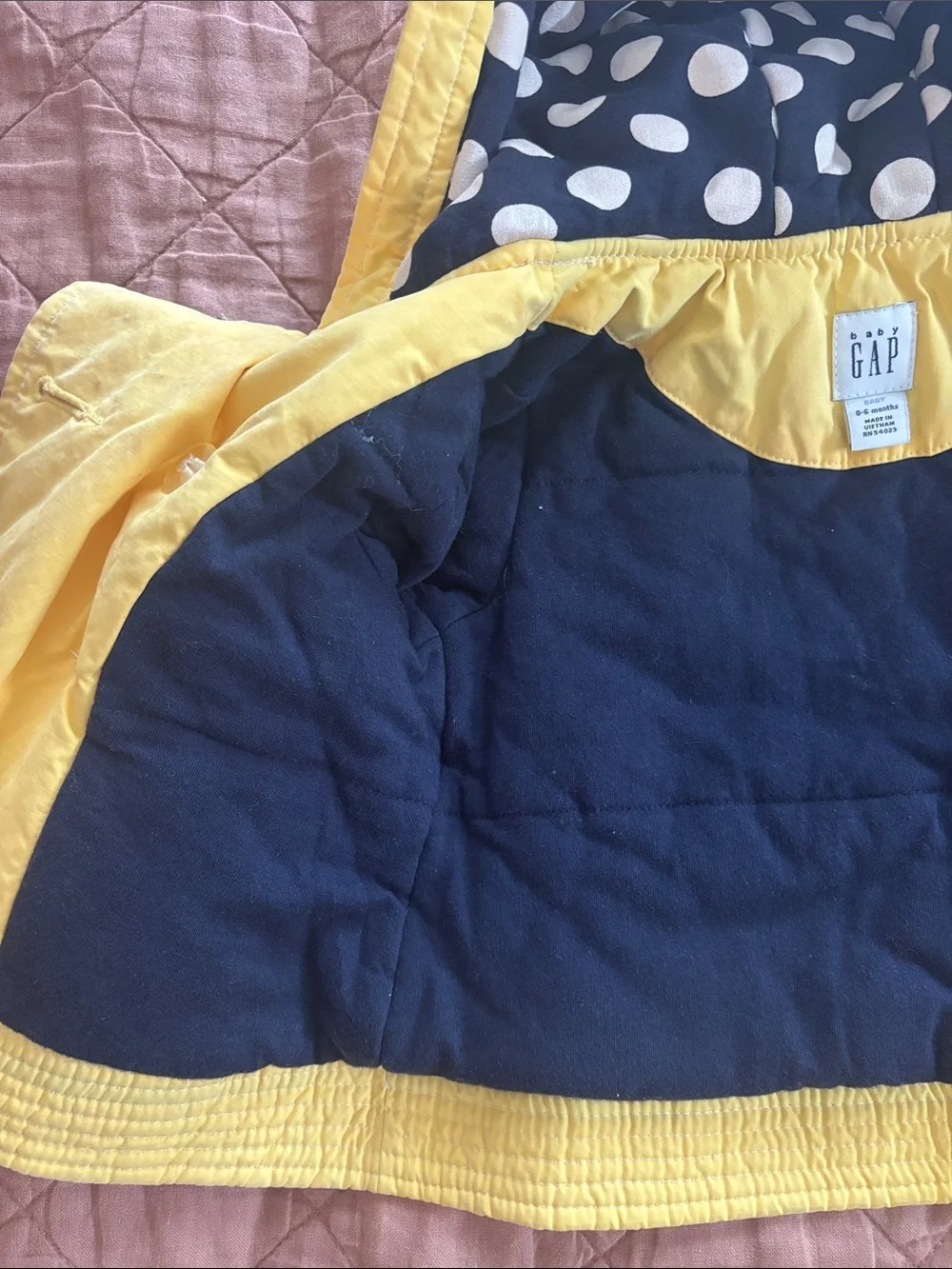 GAP charming yellow